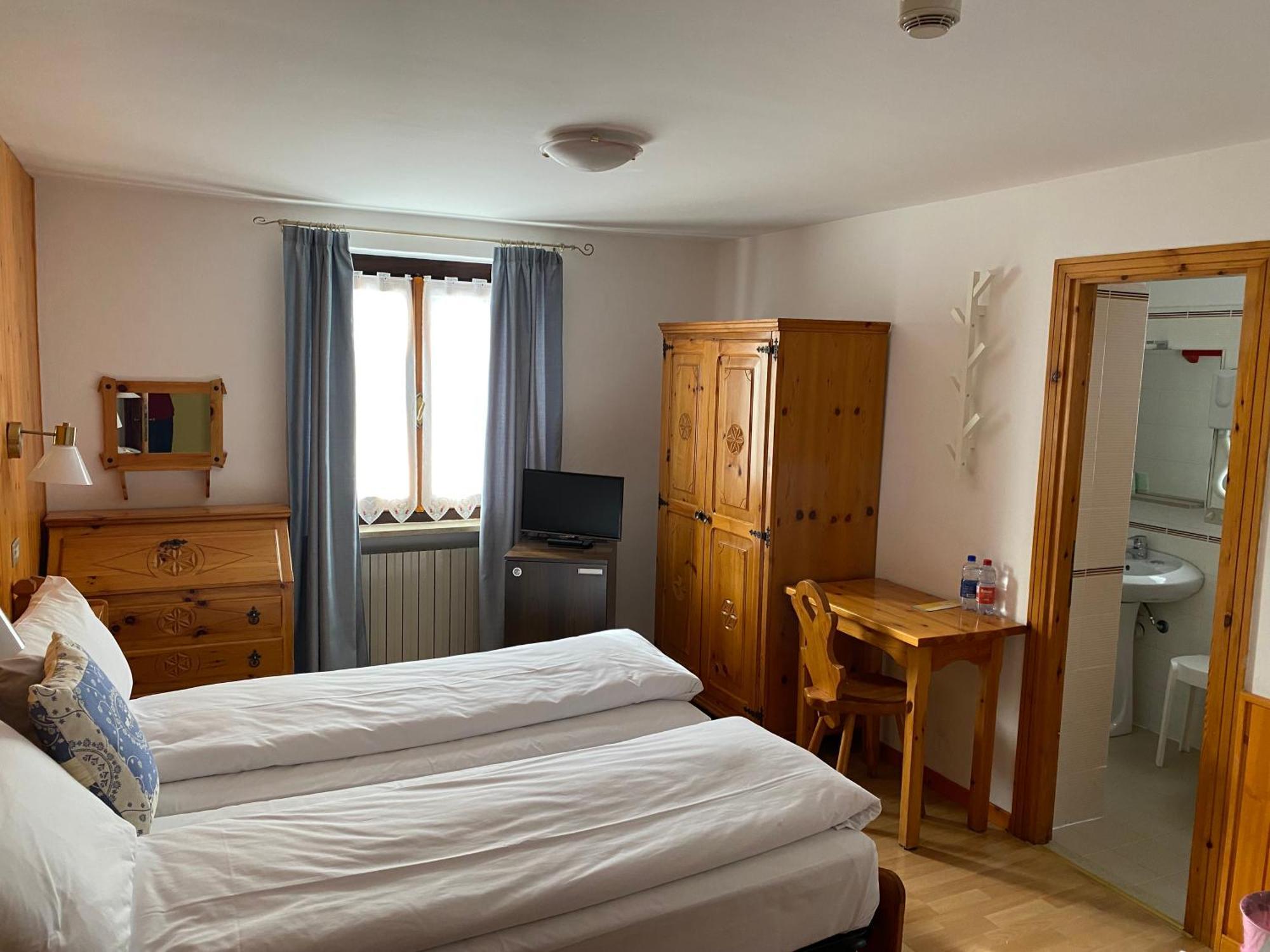Hotel Col Serena Этрубль Экстерьер фото
