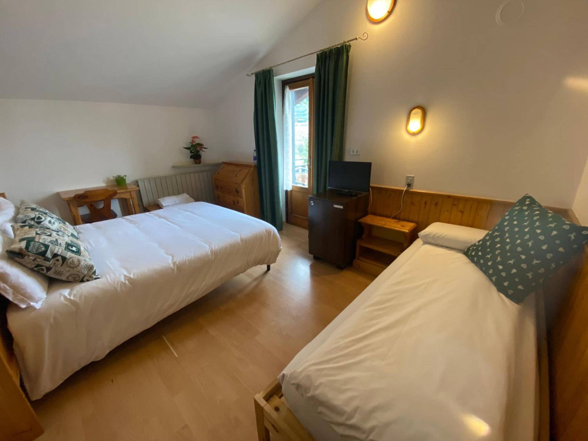Hotel Col Serena Этрубль Экстерьер фото
