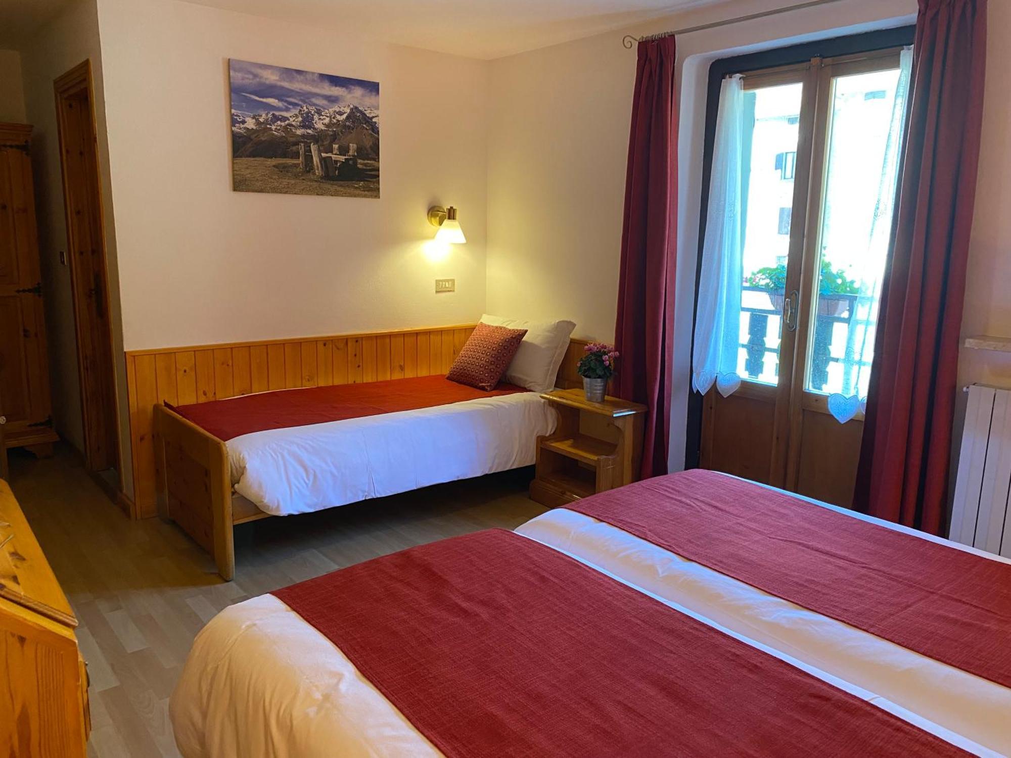 Hotel Col Serena Этрубль Экстерьер фото